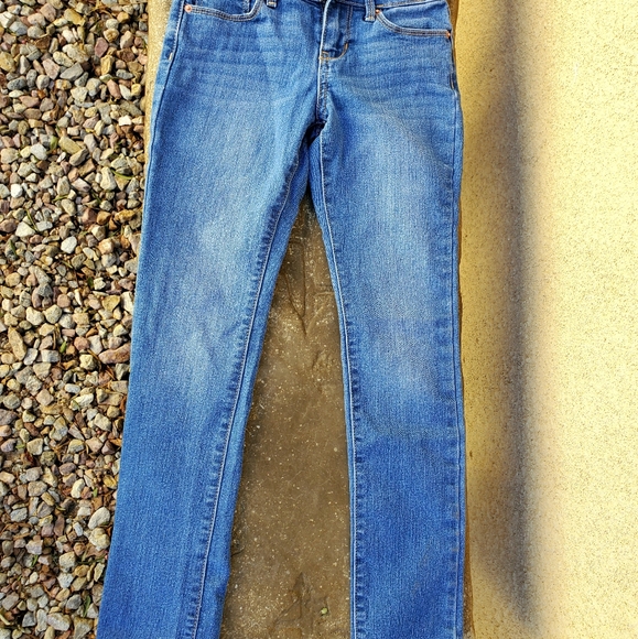 Old Navy Slim Jeans - Picture 3 of 4